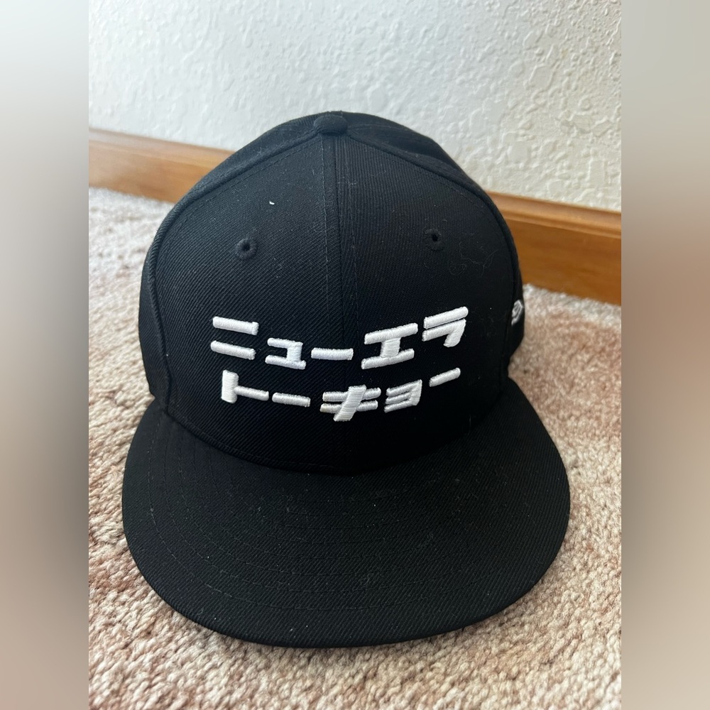 Rare New Era Tokyo Limited Edition Katakana Embroidered Hat - Black